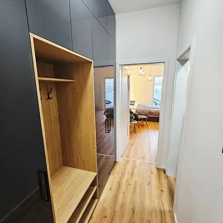 Calmora Opticka Wifi Klimatizace Balkon Nespresso Apartment *