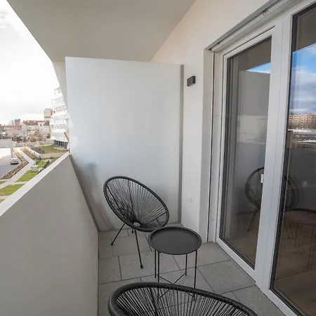 Calmora Opticka Wifi Klimatizace Balkon Nespresso Appartement *