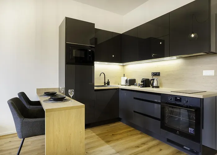 Calmora Opticka Wifi Klimatizace Balkon Nespresso アパート Komarov